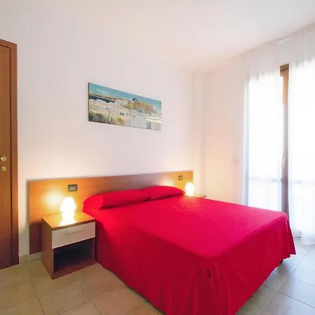 Apartment With Garden In