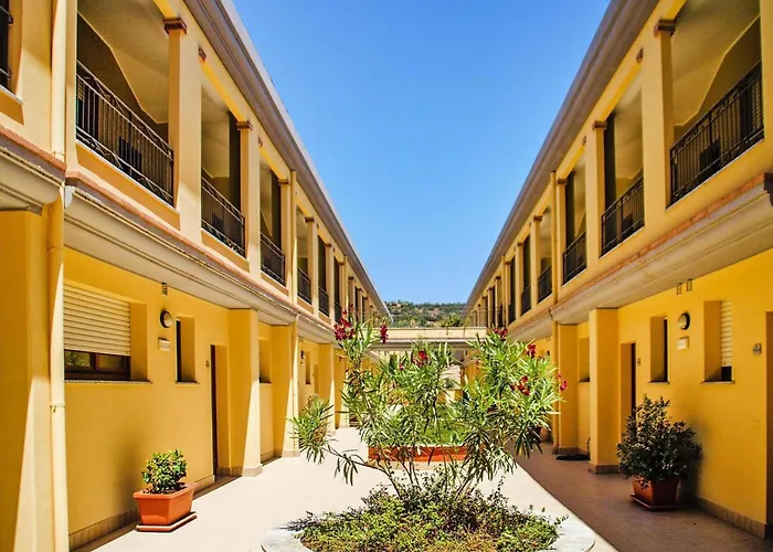 With Garden In Апартаменты *